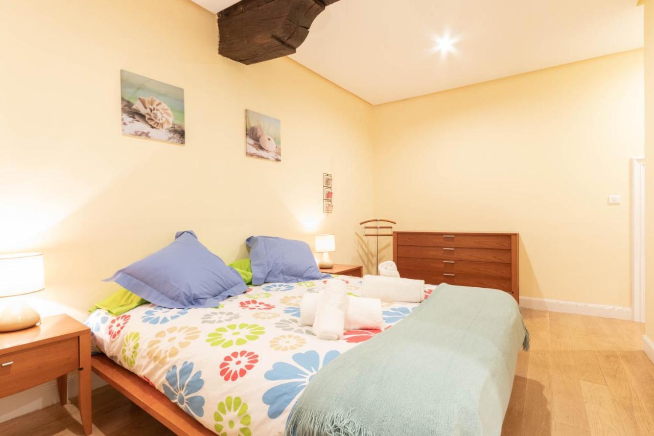 Apartamento turistíco Casco viejo tradición pinchos y gastronomía Bilbao Exterior foto