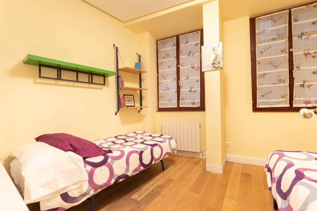 Apartamento turistíco Casco viejo tradición pinchos y gastronomía Bilbao Exterior foto